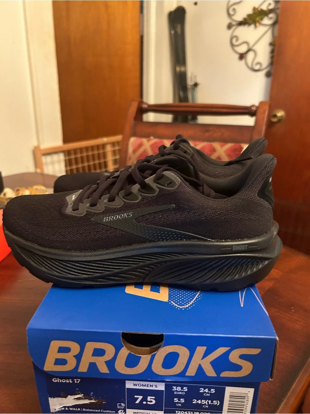 Brooks Ghost 17 Women's Running Shoes - Black